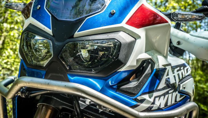 Honda Africa Twin - Dettaglio Frontale