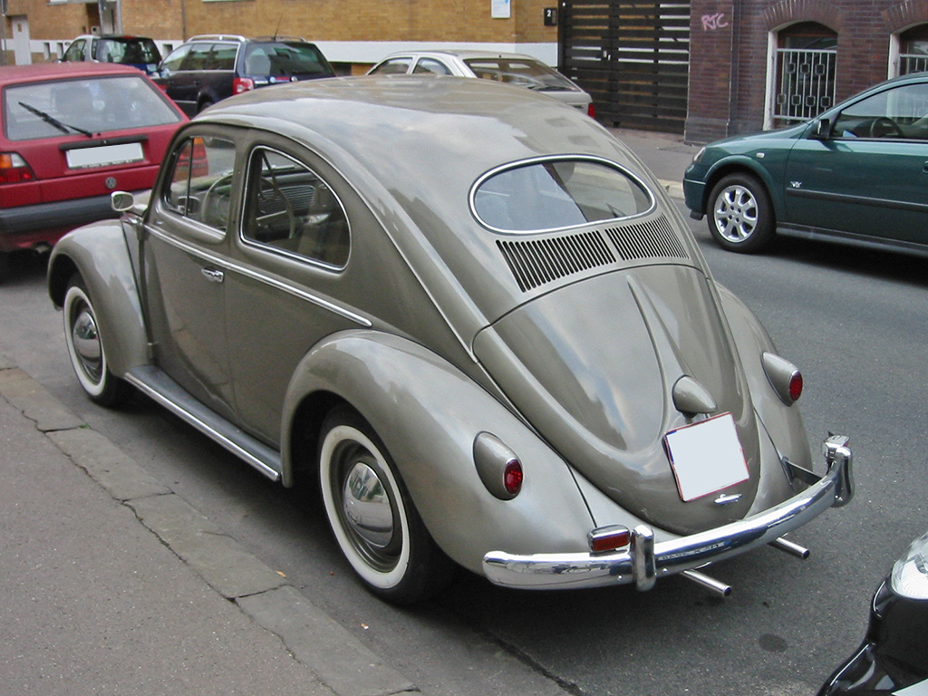 Maggiolino Wolkswagen tra storia e record per un’auto storica
